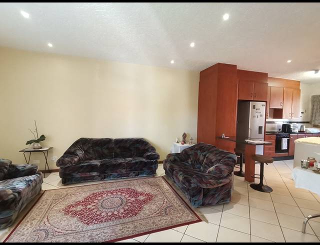 2 BEDROOM TOWNHOUSE FOR SALE IN LIEFDE EN VREDE
